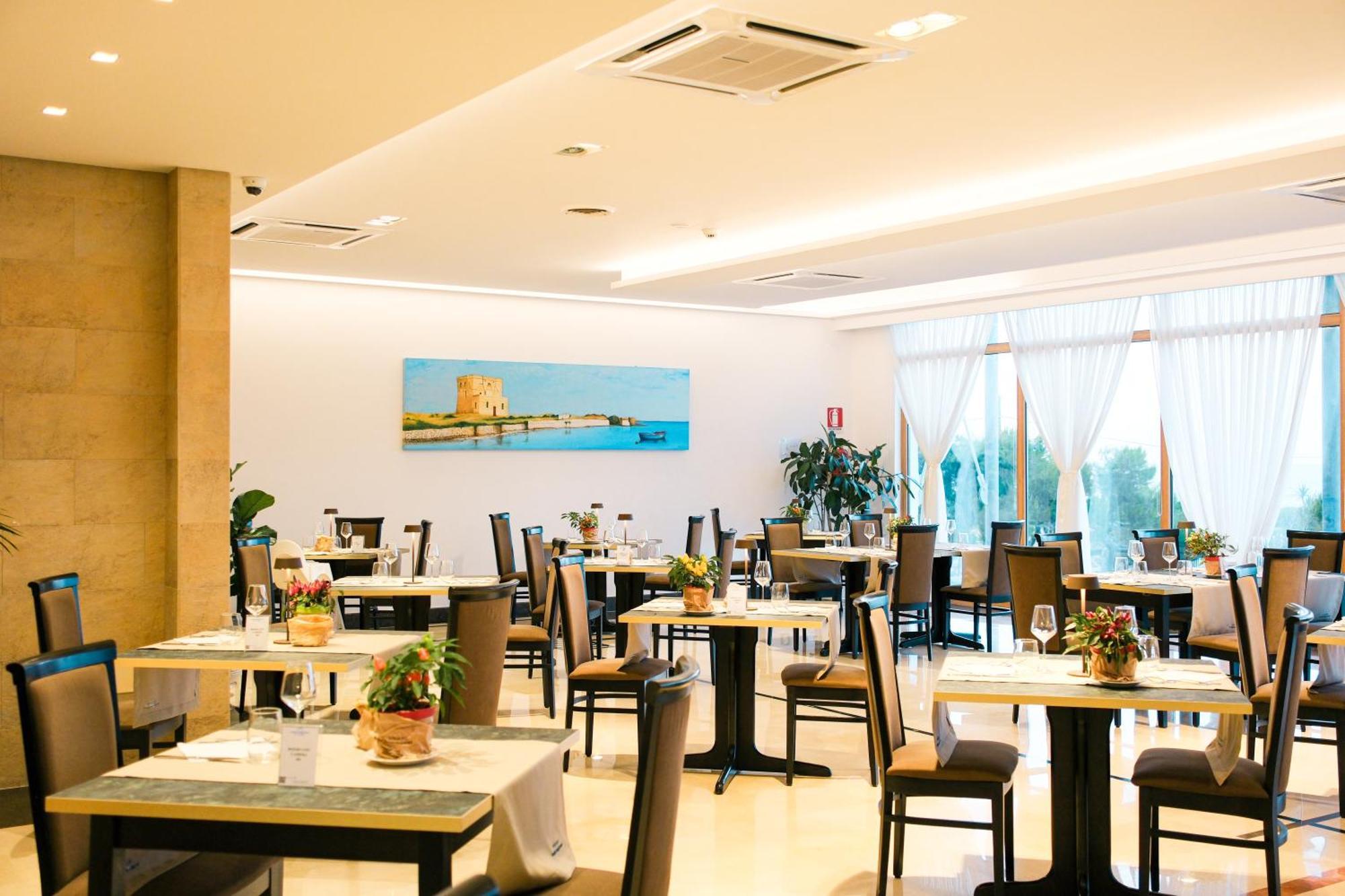 Hotel Scoglio Degli Achei Торре-Санта-Сабина Экстерьер фото
